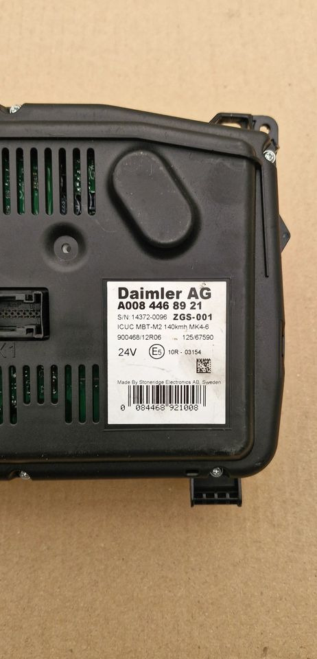 MERCEDES ACTROS MP4 LICZNIK ZEGARY - Sistemi elektrik për Kamioni: foto 3 MERCEDES ACTROS MP4 LICZNIK ZEGARY - Sistemi elektrik për Kamioni: foto 3