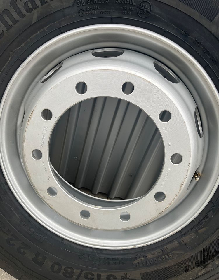 NOWE koło opona Continental Hybrid HS3 315/80R 22.5 - Goma dhe bandazhe për Kamioni: foto 3 NOWE koło opona Continental Hybrid HS3 315/80R 22.5 - Goma dhe bandazhe për Kamioni: foto 3