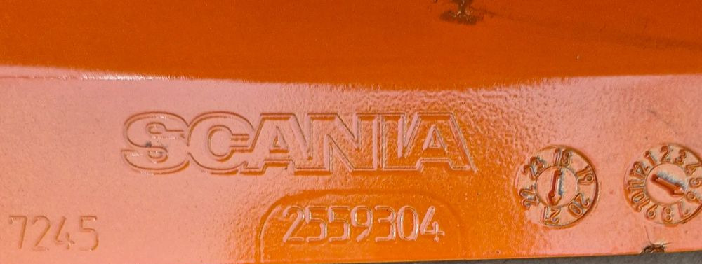 SCANIA R S STOPNICA OBUDOWA NAKŁADKA PRAWA 2559304WA - Trupi dhe të jashtme për Kamioni: foto 2 SCANIA R S STOPNICA OBUDOWA NAKŁADKA PRAWA 2559304WA - Trupi dhe të jashtme për Kamioni: foto 2