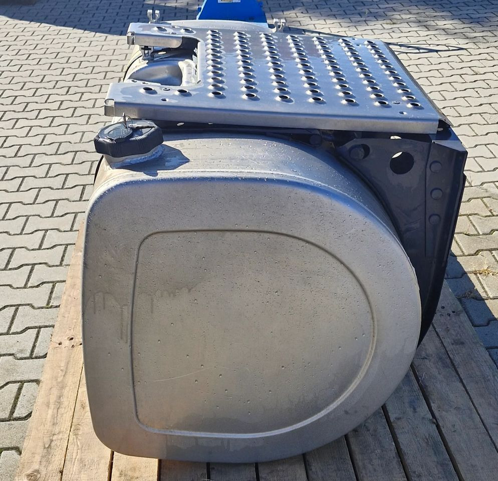 VOLVO FH4 FH5 RENAULT GAMA T ZBIORNIK PALIWA 480L - Serbatori i karburantit për Kamioni: foto 2 VOLVO FH4 FH5 RENAULT GAMA T ZBIORNIK PALIWA 480L - Serbatori i karburantit për Kamioni: foto 2