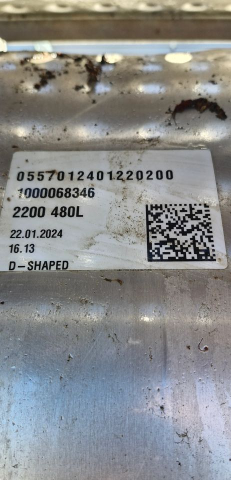 VOLVO FH4 FH5 RENAULT GAMA T ZBIORNIK PALIWA 480L - Serbatori i karburantit për Kamioni: foto 5 VOLVO FH4 FH5 RENAULT GAMA T ZBIORNIK PALIWA 480L - Serbatori i karburantit për Kamioni: foto 5