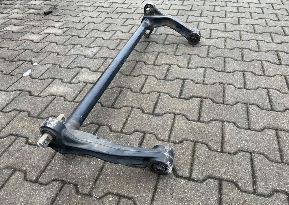 Wywrot MAN TGX TGS euro 6 belka wywrotu drążek odchylenia kabiny - Pezullimi për Kamioni: foto 2 Wywrot MAN TGX TGS euro 6 belka wywrotu drążek odchylenia kabiny - Pezullimi për Kamioni: foto 2