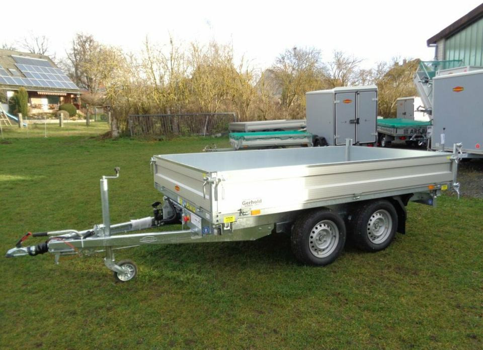 Böckmann PKW-Anhänger E-Pumpe Dreiseitenkipper 2,7 to Blechcover - Rimorkio vetëshkarkuese: foto 2 Böckmann PKW-Anhänger E-Pumpe Dreiseitenkipper 2,7 to Blechcover - Rimorkio vetëshkarkuese: foto 2