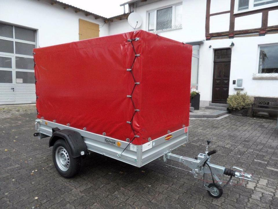 Böckmann PKW Anhänger mit Plane und Spriegel 100 km/h - Rimorkio makine: foto 2 Böckmann PKW Anhänger mit Plane und Spriegel 100 km/h - Rimorkio makine: foto 2