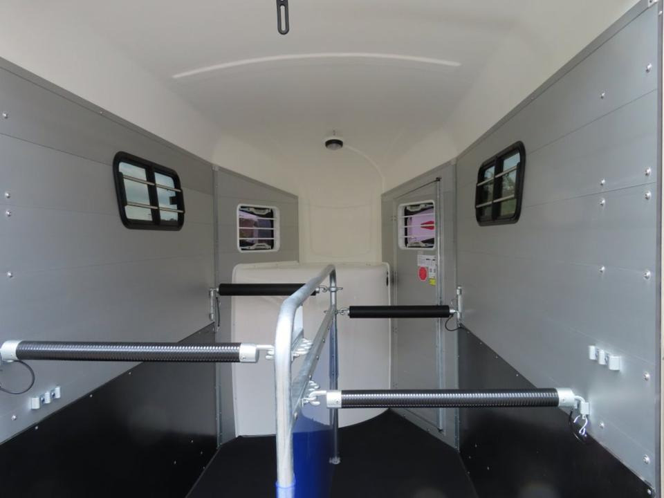 Böckmann Pferdeanhänger, Portax,Sondermodell Aluboden, Sattelkam. - Rimorkio për kuaj: foto 5 Böckmann Pferdeanhänger, Portax,Sondermodell Aluboden, Sattelkam. - Rimorkio për kuaj: foto 5