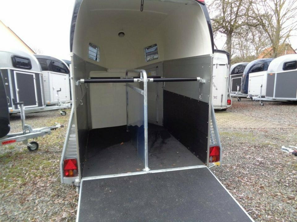 Böckmann Pferdeanhänger zu VERMIETEN Leihanhänger ab 55€/Tag - Rimorkio për kuaj: foto 5 Böckmann Pferdeanhänger zu VERMIETEN Leihanhänger ab 55€/Tag - Rimorkio për kuaj: foto 5
