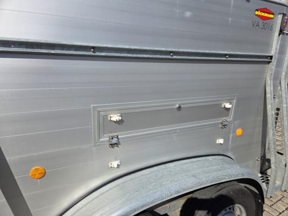 Böckmann Viehanhänger, 2,4 to. Lüftungsklappen Humbaur, Fendt - Rimorkio për kuaj: foto 5 Böckmann Viehanhänger, 2,4 to. Lüftungsklappen Humbaur, Fendt - Rimorkio për kuaj: foto 5