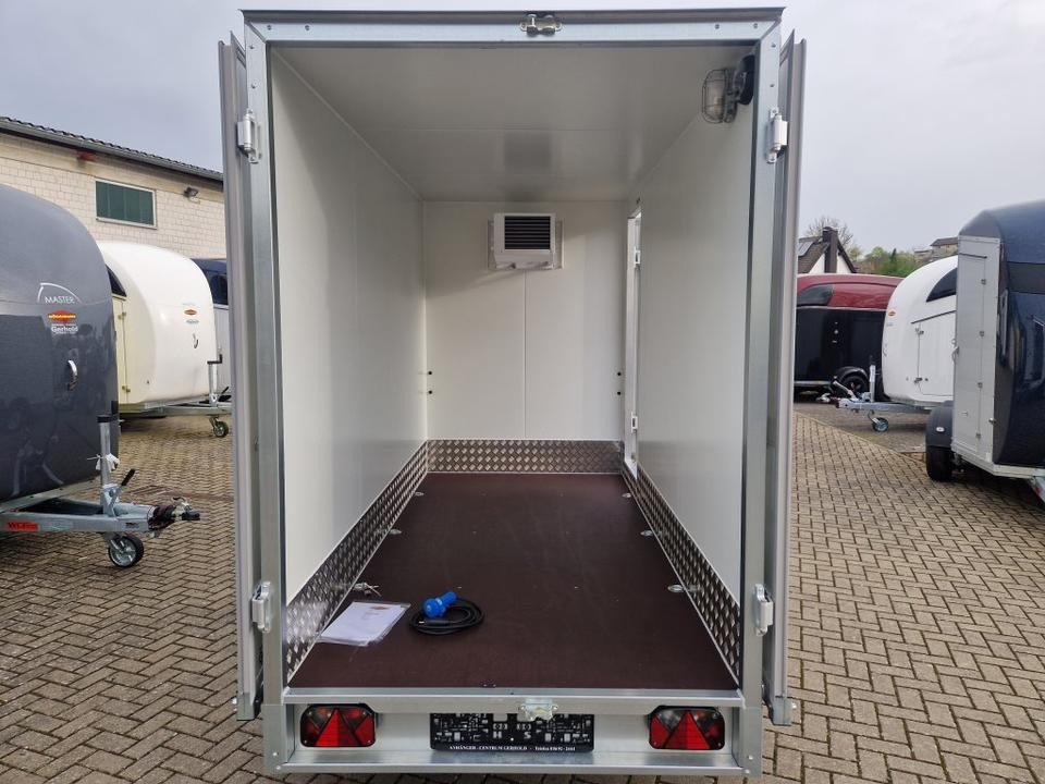 PKW Anhänger Böckmann Kühlkoffer Kühlanhänger Kühler 2,7 to Tür - Rimorkio frigorifer: foto 4 PKW Anhänger Böckmann Kühlkoffer Kühlanhänger Kühler 2,7 to Tür - Rimorkio frigorifer: foto 4