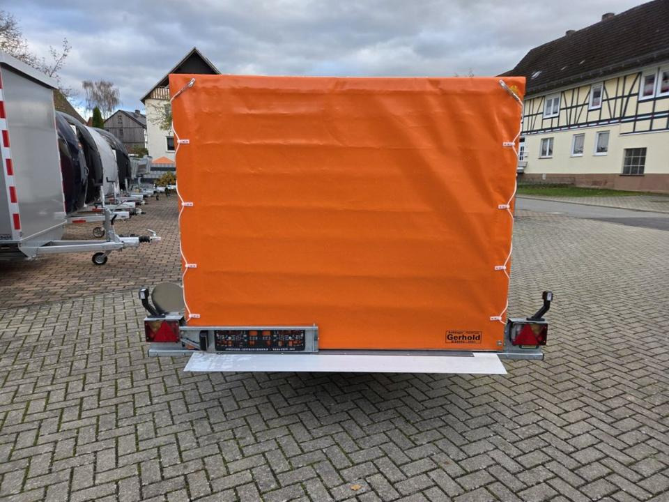 PKW Anhänger Unsinn Absenkanhänger 100 km/h Alubordwände Plane - Rimorkio makine: foto 4 PKW Anhänger Unsinn Absenkanhänger 100 km/h Alubordwände Plane - Rimorkio makine: foto 4