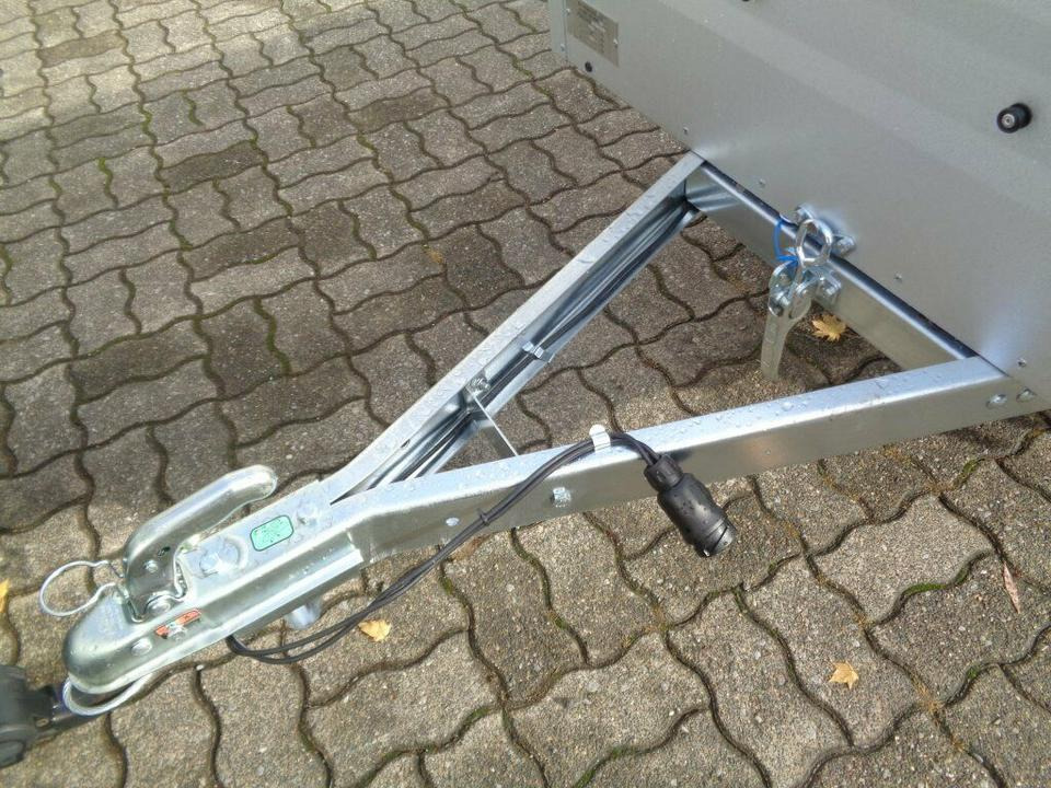 TPV - Böckmann, PKW Anhänger, "Klappi" 750 kg, 100 km/h - Rimorkio makine: foto 4 TPV - Böckmann, PKW Anhänger, "Klappi" 750 kg, 100 km/h - Rimorkio makine: foto 4