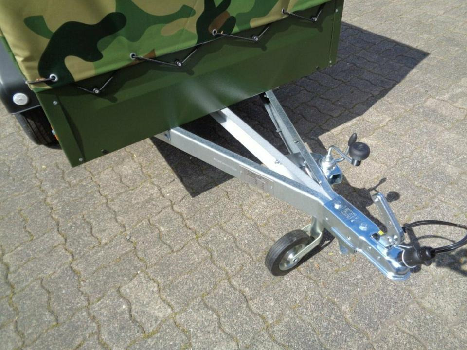 TPV PKW-Anhänger Plane und Spriegel 750 kg, Camouflage - Rimorkio makine: foto 3 TPV PKW-Anhänger Plane und Spriegel 750 kg, Camouflage - Rimorkio makine: foto 3