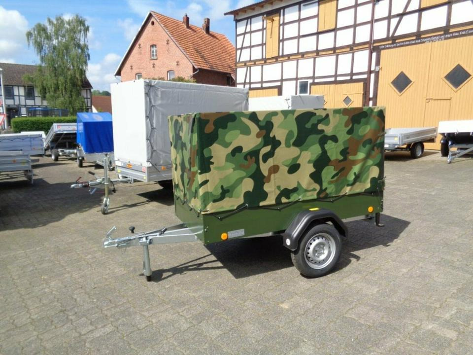 TPV PKW-Anhänger Plane und Spriegel 750 kg, Camouflage - Rimorkio makine: foto 1 TPV PKW-Anhänger Plane und Spriegel 750 kg, Camouflage - Rimorkio makine: foto 1