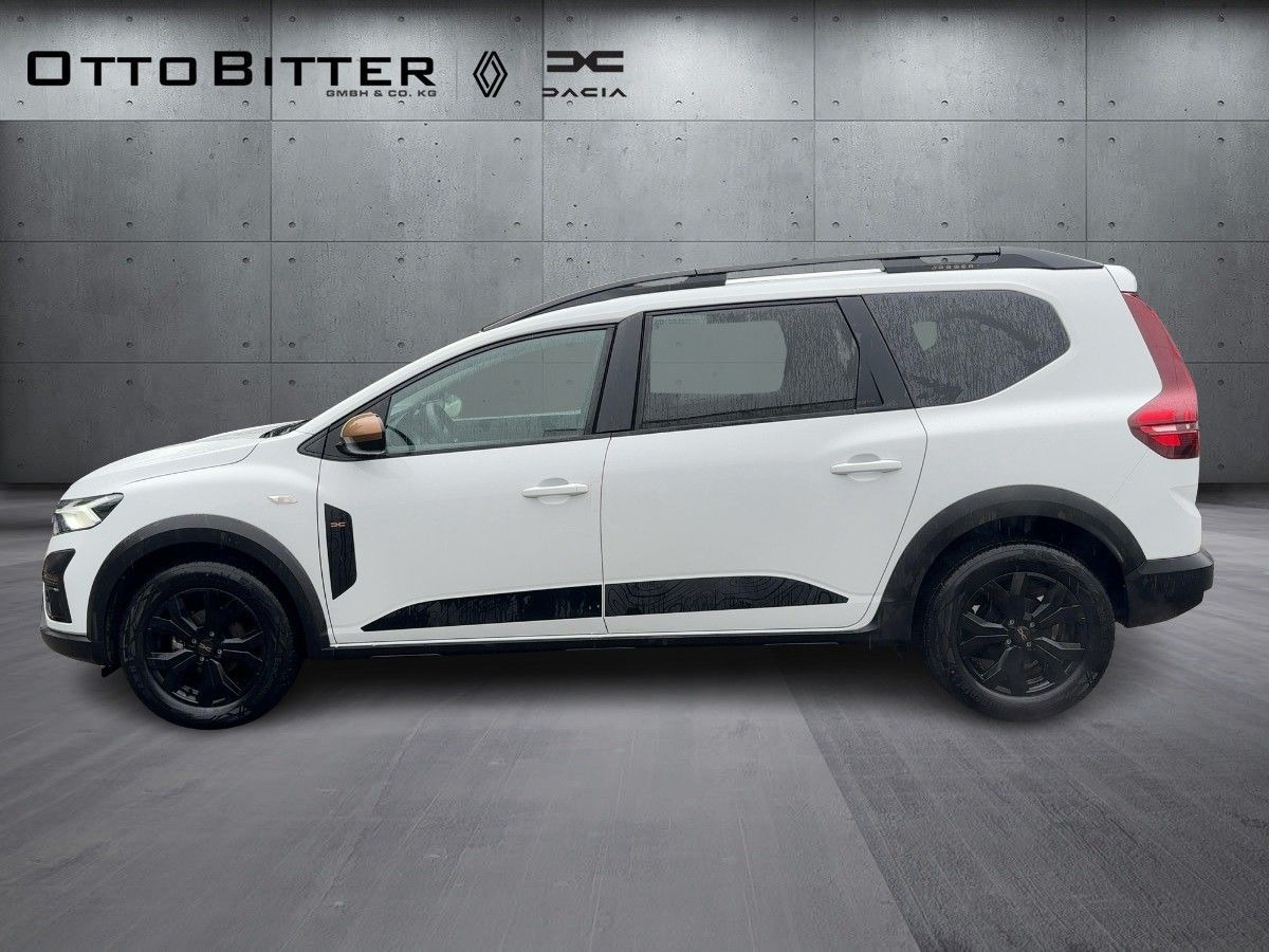 Dacia Jogger Extreme TCe110 5-Sitzer NAVI/RESERVERAD - Makinë me portobagazh: foto 2 Dacia Jogger Extreme TCe110 5-Sitzer NAVI/RESERVERAD - Makinë me portobagazh: foto 2