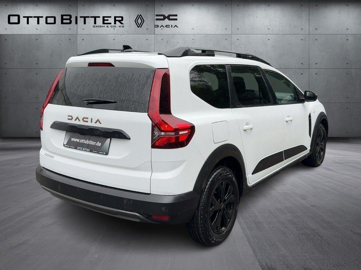 Dacia Jogger Extreme TCe110 5-Sitzer NAVI/RESERVERAD - Makinë me portobagazh: foto 4 Dacia Jogger Extreme TCe110 5-Sitzer NAVI/RESERVERAD - Makinë me portobagazh: foto 4