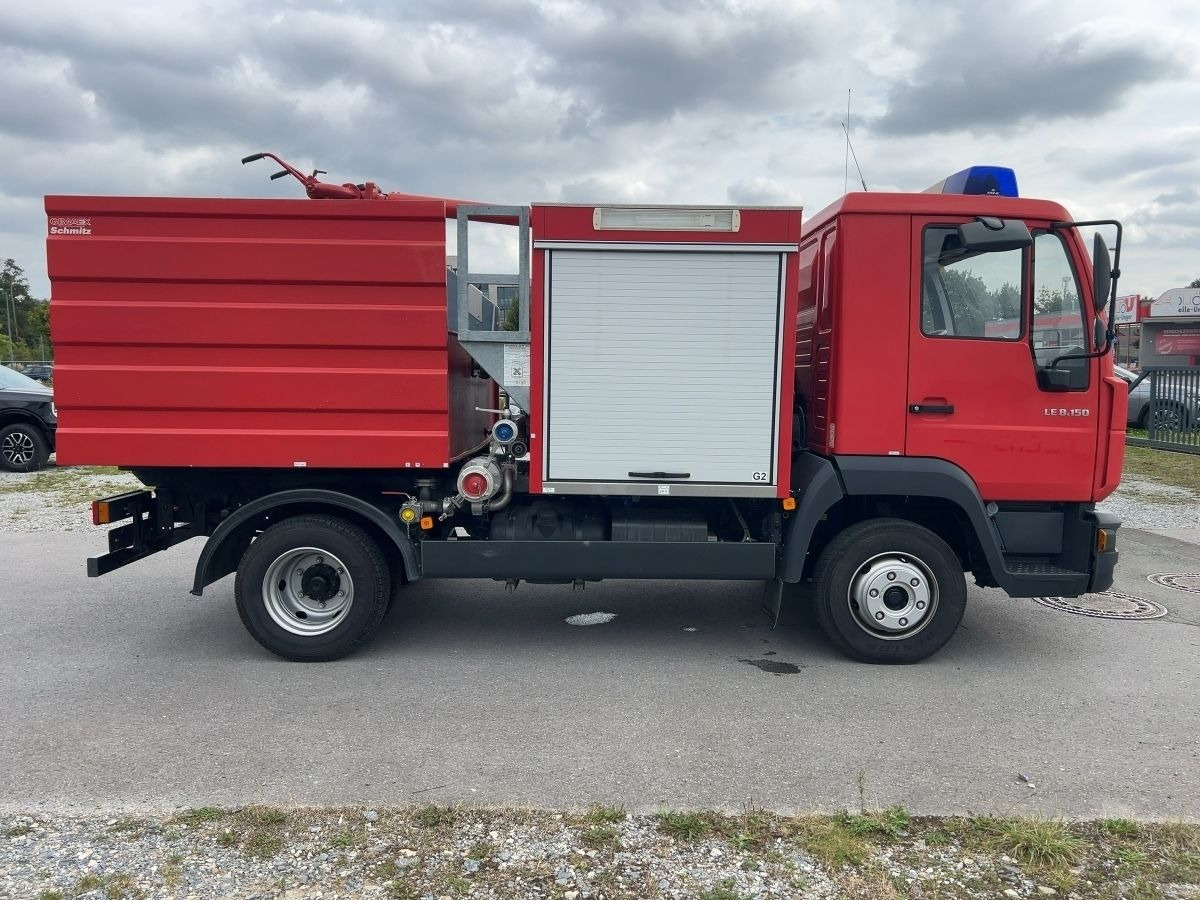 MAN LE 8150 4x2 Löschfahrzeug/Feuerwehr/Wassertank - Kamioni: foto 5 MAN LE 8150 4x2 Löschfahrzeug/Feuerwehr/Wassertank - Kamioni: foto 5