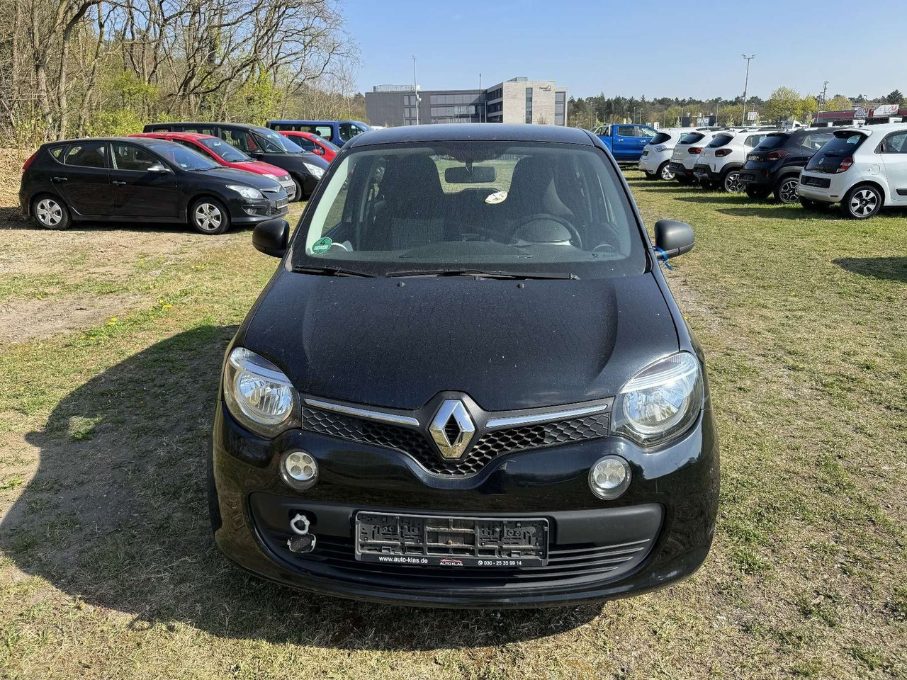 Renault Twingo Life SCe70 KLIMA - Veturë: foto 2 Renault Twingo Life SCe70 KLIMA - Veturë: foto 2