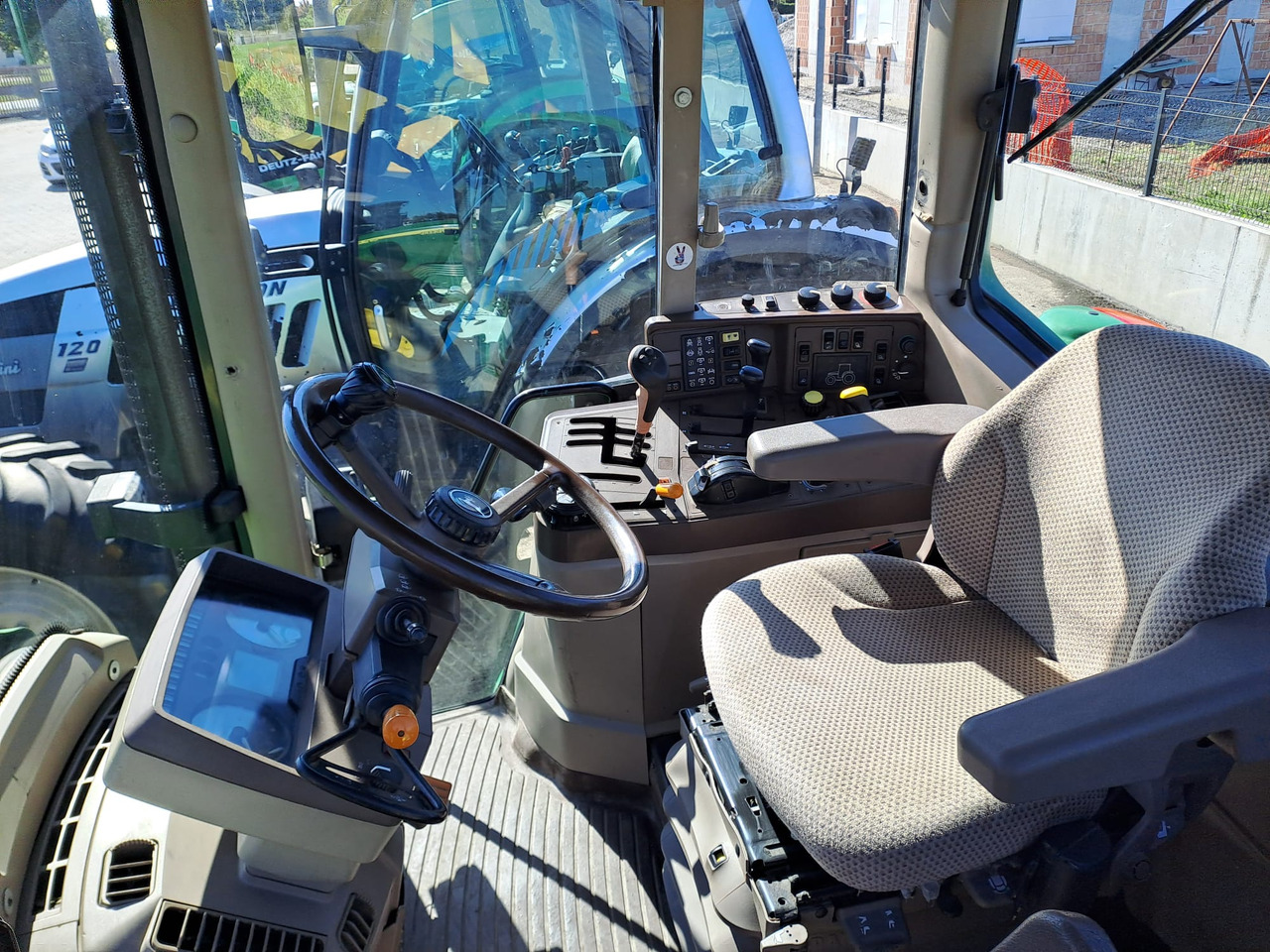 JOHN DEERE 6920 S - Traktor: foto 5 JOHN DEERE 6920 S - Traktor: foto 5