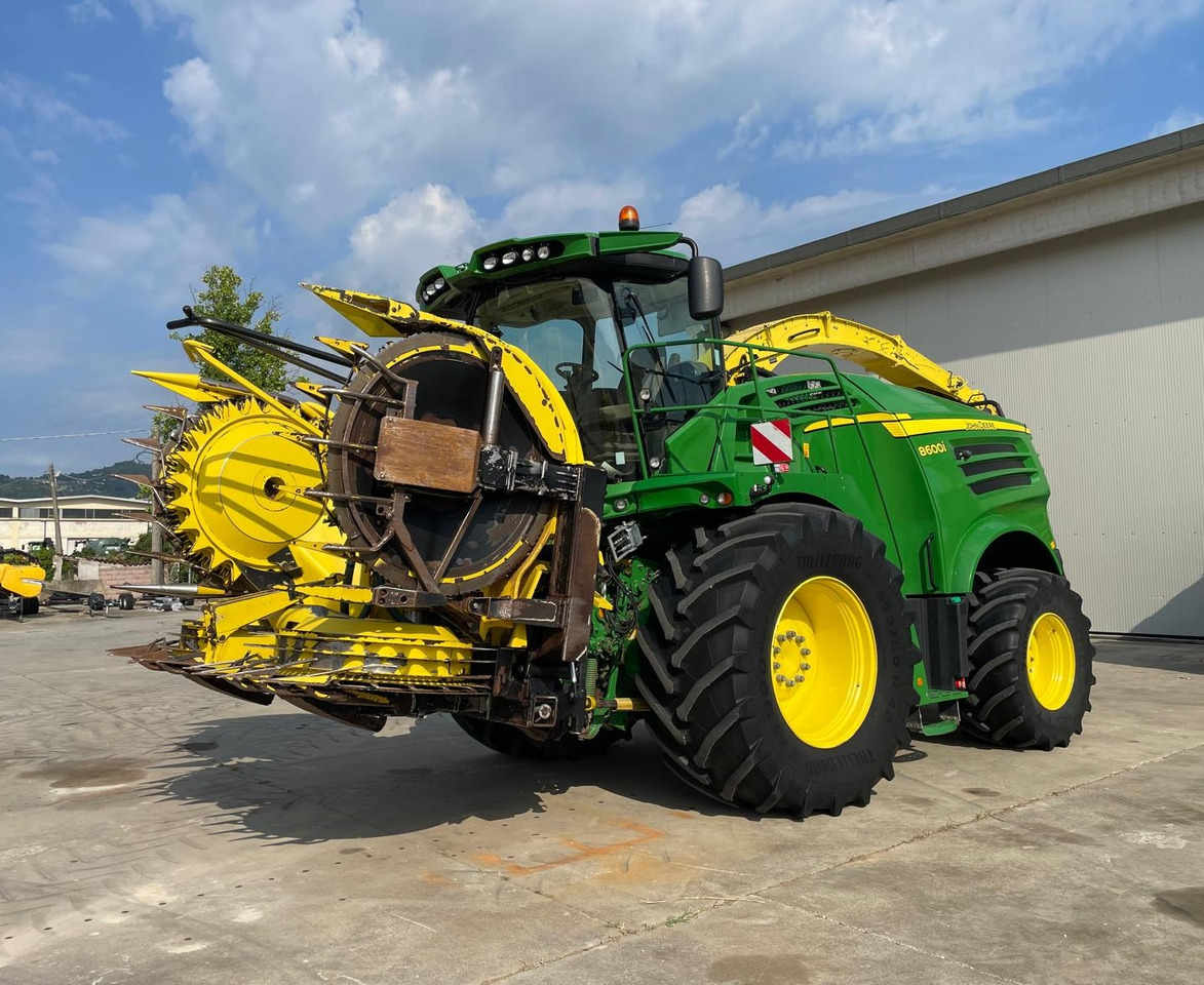 JOHN DEERE TRINCIA 8600i - Korrëse foragjere: foto 3 JOHN DEERE TRINCIA 8600i - Korrëse foragjere: foto 3