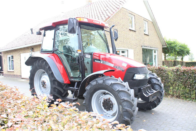 Case IH JX80U - Traktor: foto 1 Case IH JX80U - Traktor: foto 1