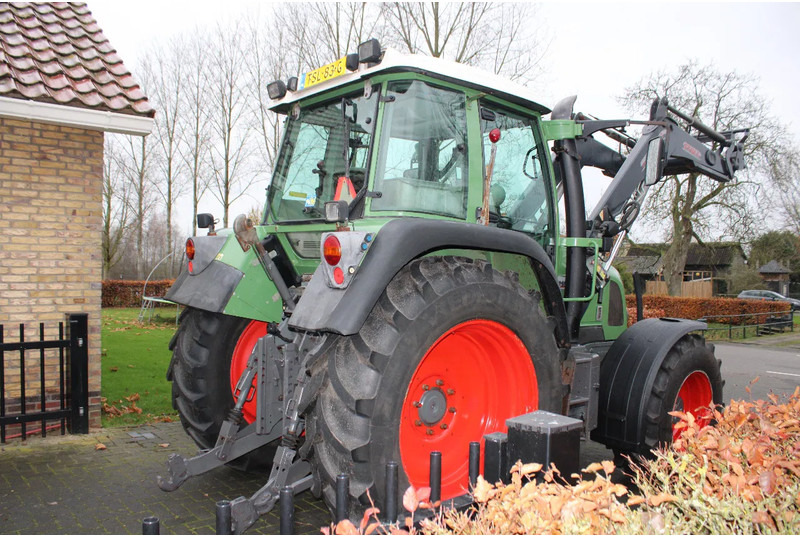Fendt 410 Vario met Voorlader - Traktor: foto 3 Fendt 410 Vario met Voorlader - Traktor: foto 3