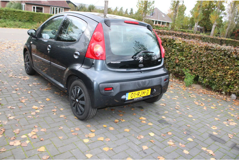 Peugeot 107 - Hatchback: foto 5 Peugeot 107 - Hatchback: foto 5