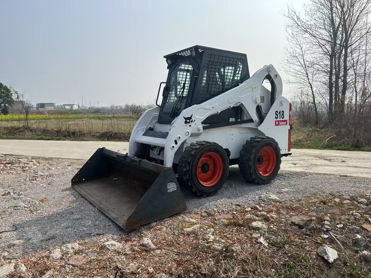 BOBCAT S18 - Mini fadrom: foto 1 BOBCAT S18 - Mini fadrom: foto 1