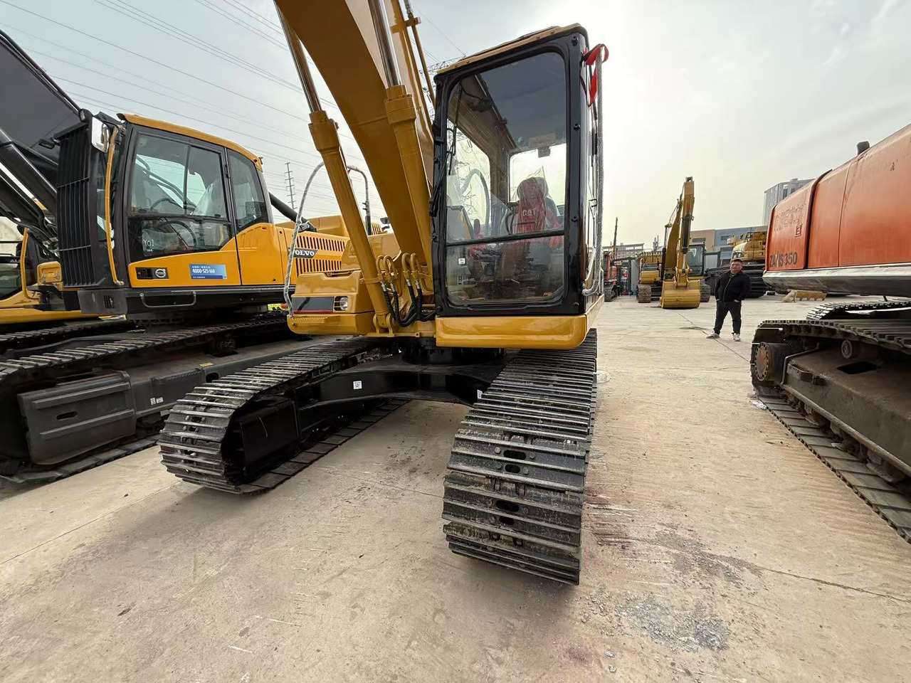 Ekskavator me zinxhirë CATERPILLAR 320b [ Copy ] [ Copy ] [ Copy ] [ Copy ] [ Copy ] [ Copy ] [ Copy ]: foto 9