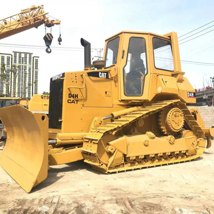 Good Condition D4H Bulldozer New Crawler Bulldozer with Parts Price Bulldozers - Buldozer: foto 1 Good Condition D4H Bulldozer New Crawler Bulldozer with Parts Price Bulldozers - Buldozer: foto 1