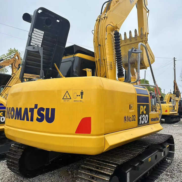Komatsu PC130 7 Used Excavator Low Hours Well Maintained Construction Mining Equipment - Ekskavator me zinxhirë: foto 1 Komatsu PC130 7 Used Excavator Low Hours Well Maintained Construction Mining Equipment - Ekskavator me zinxhirë: foto 1
