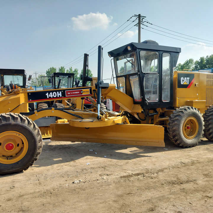 Used CAT 140H Motor Grader From Japan with Excellent Performance Caterpillar 140h in Good Condition for Sale - Makinë niveluese: foto 1 Used CAT 140H Motor Grader From Japan with Excellent Performance Caterpillar 140h in Good Condition for Sale - Makinë niveluese: foto 1