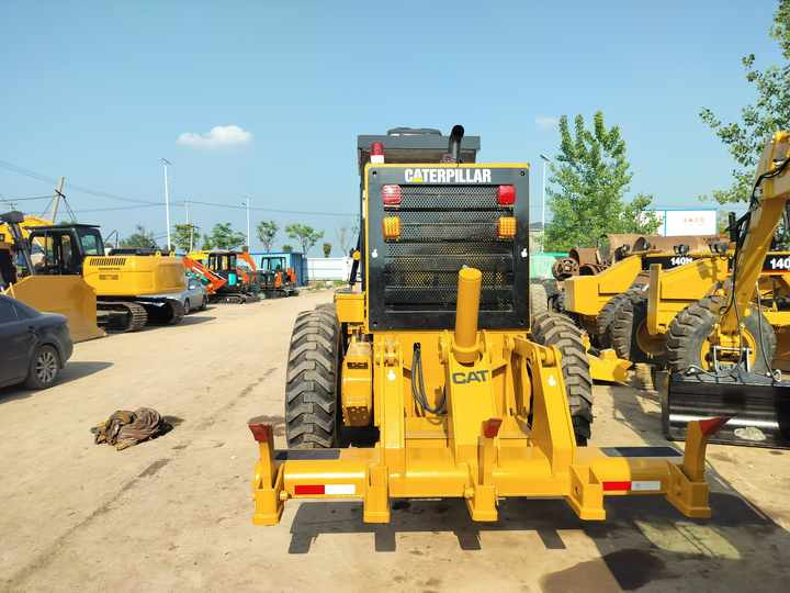 Used CAT 140H Motor Grader From Japan with Excellent Performance Caterpillar 140h in Good Condition for Sale - Makinë niveluese: foto 4 Used CAT 140H Motor Grader From Japan with Excellent Performance Caterpillar 140h in Good Condition for Sale - Makinë niveluese: foto 4