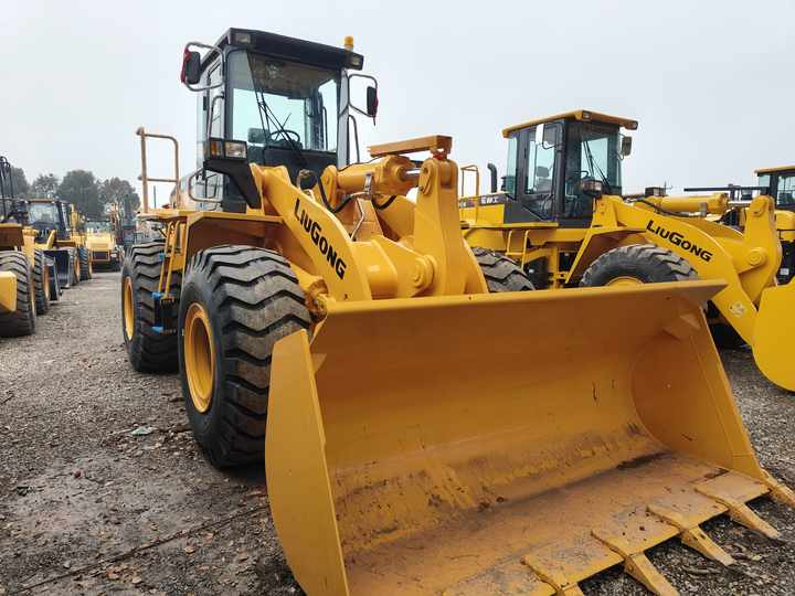Used China Brand Wheel Loader Liugong Clg 856 Loader for Sale - Fadrom me goma: foto 3 Used China Brand Wheel Loader Liugong Clg 856 Loader for Sale - Fadrom me goma: foto 3