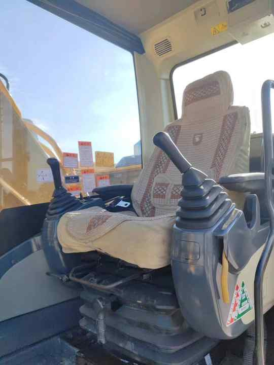 Used Crawler 315d2gc Caterpillar Excavator for Sale Used Engineering & Construction Machinery - Ekskavator: foto 3 Used Crawler 315d2gc Caterpillar Excavator for Sale Used Engineering & Construction Machinery - Ekskavator: foto 3
