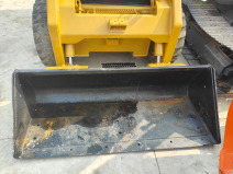 Used Front Loader Tractor CAT 246D Skid Steer Loader / Used Cat 226B 246C 246d Mini Skid Steer Loader in Stock - Mini fadrom: foto 3 Used Front Loader Tractor CAT 246D Skid Steer Loader / Used Cat 226B 246C 246d Mini Skid Steer Loader in Stock - Mini fadrom: foto 3