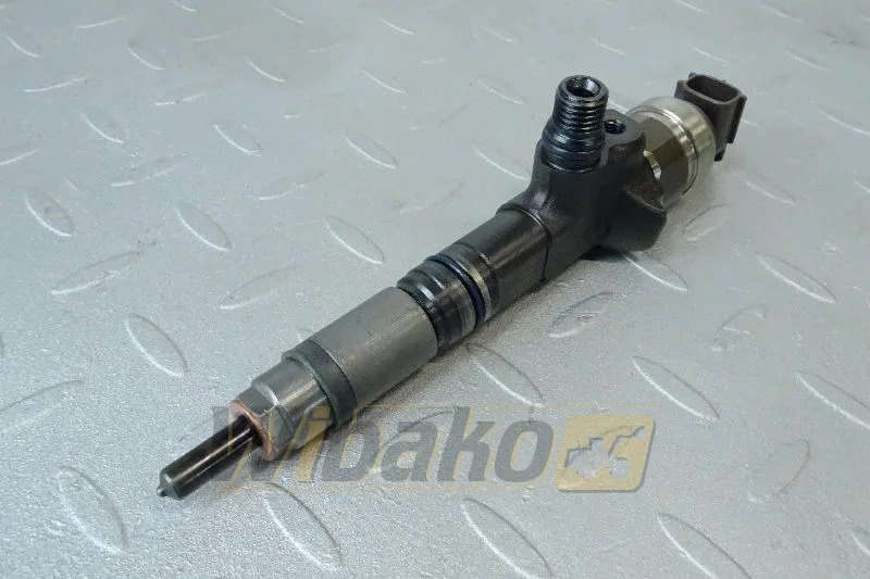 Denso 1J770-53053 - Injektori për Makineri ndërtimi: foto 1 Denso 1J770-53053 - Injektori për Makineri ndërtimi: foto 1