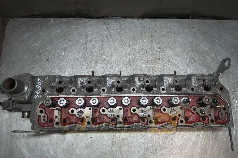 Isuzu 6BD1TLE-05 - Koka e cilindrit për Makineri ndërtimi: foto 1 Isuzu 6BD1TLE-05 - Koka e cilindrit për Makineri ndërtimi: foto 1