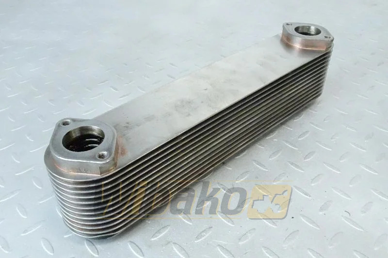 Liebherr 10325002 - Ftohës vaji për Makineri ndërtimi: foto 1 Liebherr 10325002 - Ftohës vaji për Makineri ndërtimi: foto 1