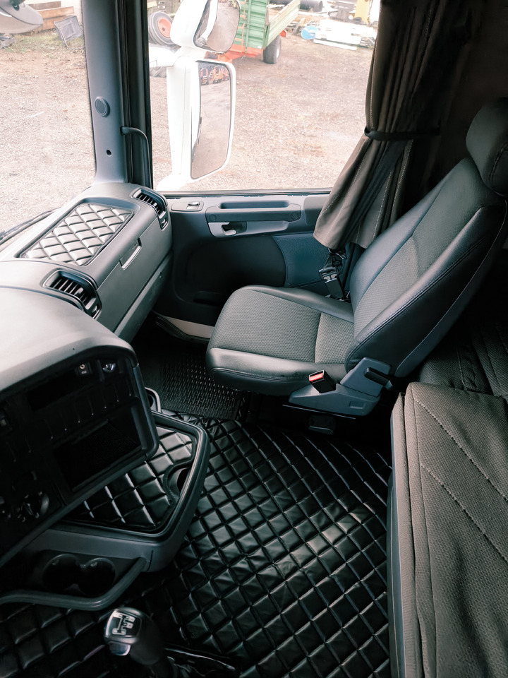 Gjysmë-kamion Scania R500: foto 9