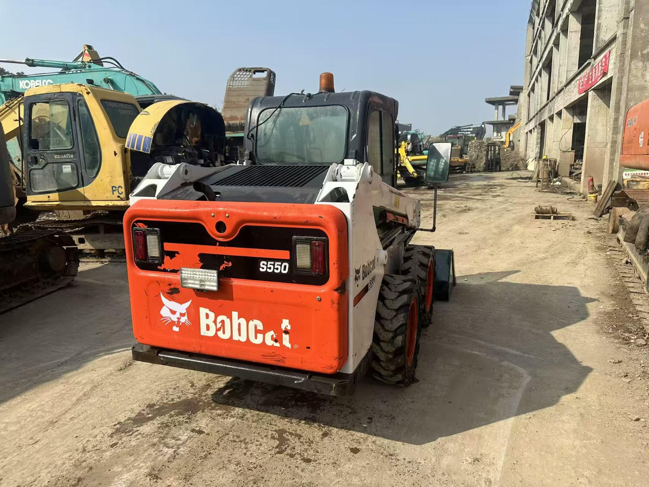 BOBCAT s550 - Fadrom me goma: foto 5 BOBCAT s550 - Fadrom me goma: foto 5