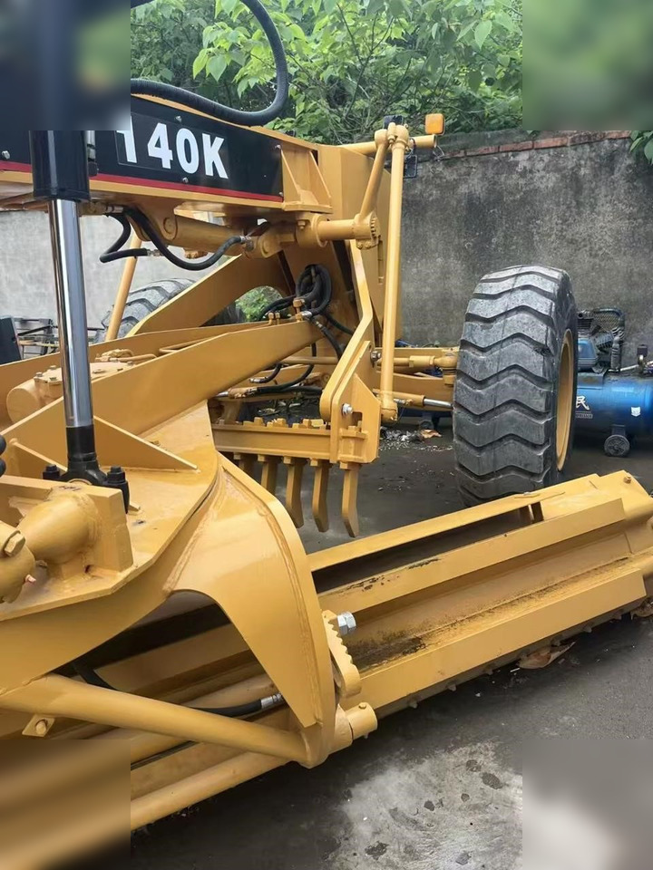 CATERPILLAR 140K - Makinë niveluese: foto 2 CATERPILLAR 140K - Makinë niveluese: foto 2