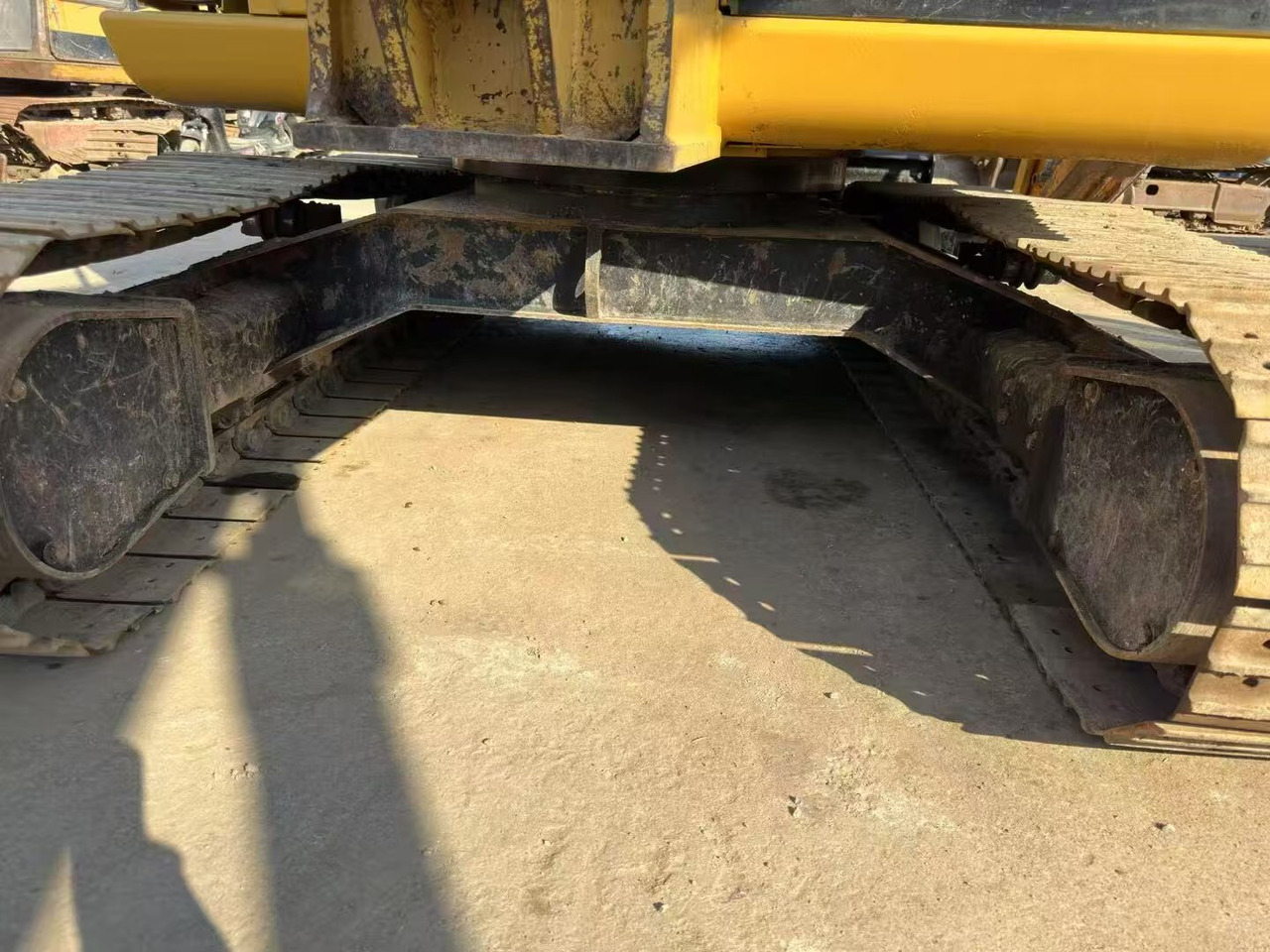 CATERPILLAR 306E - Ekskavator me zinxhirë: foto 3 CATERPILLAR 306E - Ekskavator me zinxhirë: foto 3