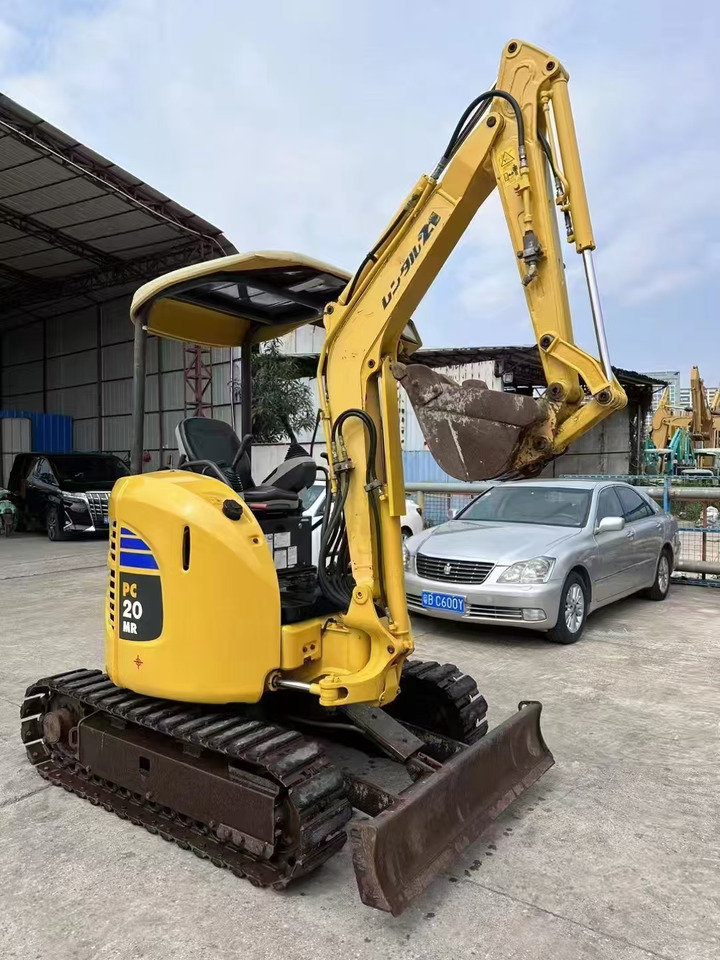 KOMATSU 2-ton - Miniekskavator: foto 2 KOMATSU 2-ton - Miniekskavator: foto 2