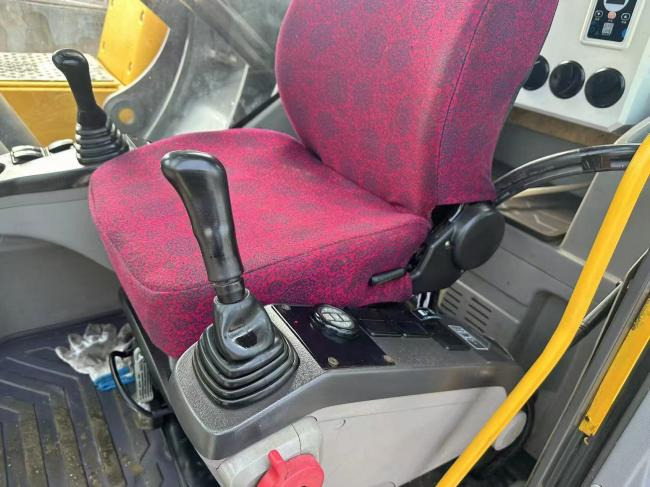 VOLVO EC480 - Ekskavator me zinxhirë: foto 5 VOLVO EC480 - Ekskavator me zinxhirë: foto 5