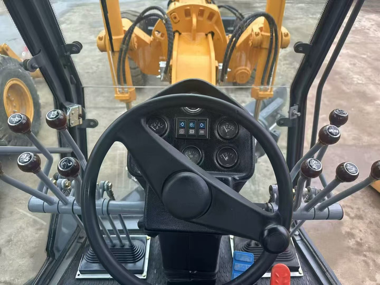 Makinë niveluese XCMG GR2153: foto 11 Makinë niveluese XCMG GR2153: foto 11