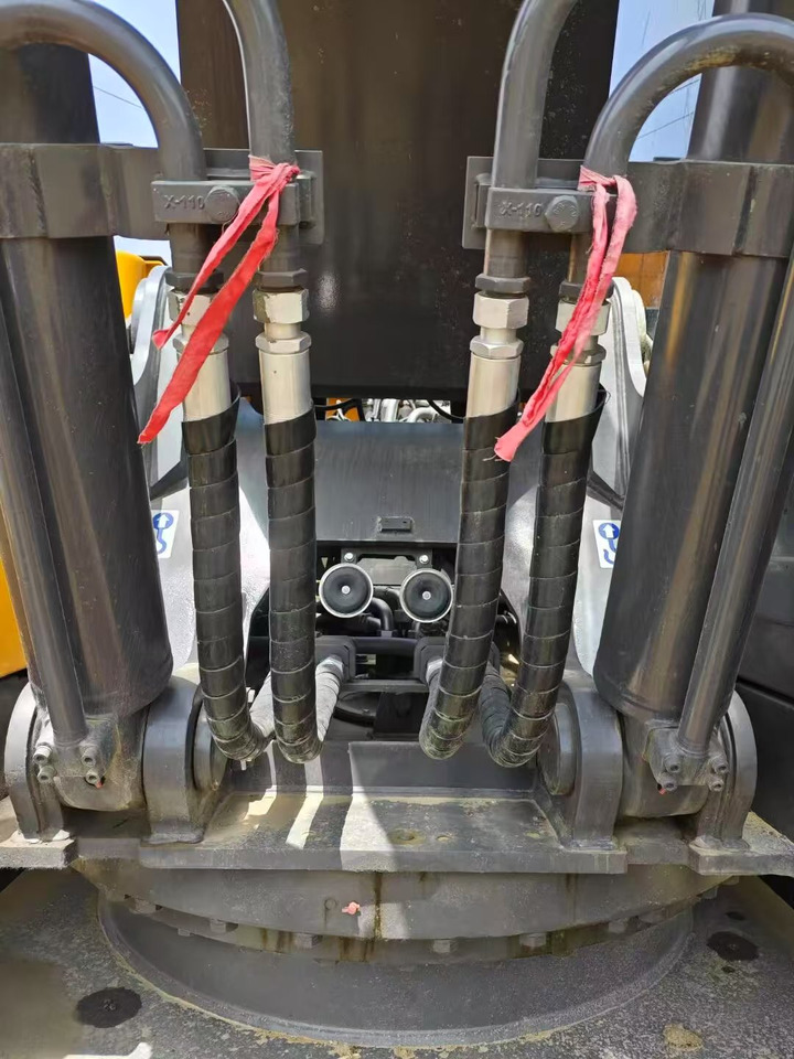 Volvo EC2500L - Ekskavator me zinxhirë: foto 3 Volvo EC2500L - Ekskavator me zinxhirë: foto 3