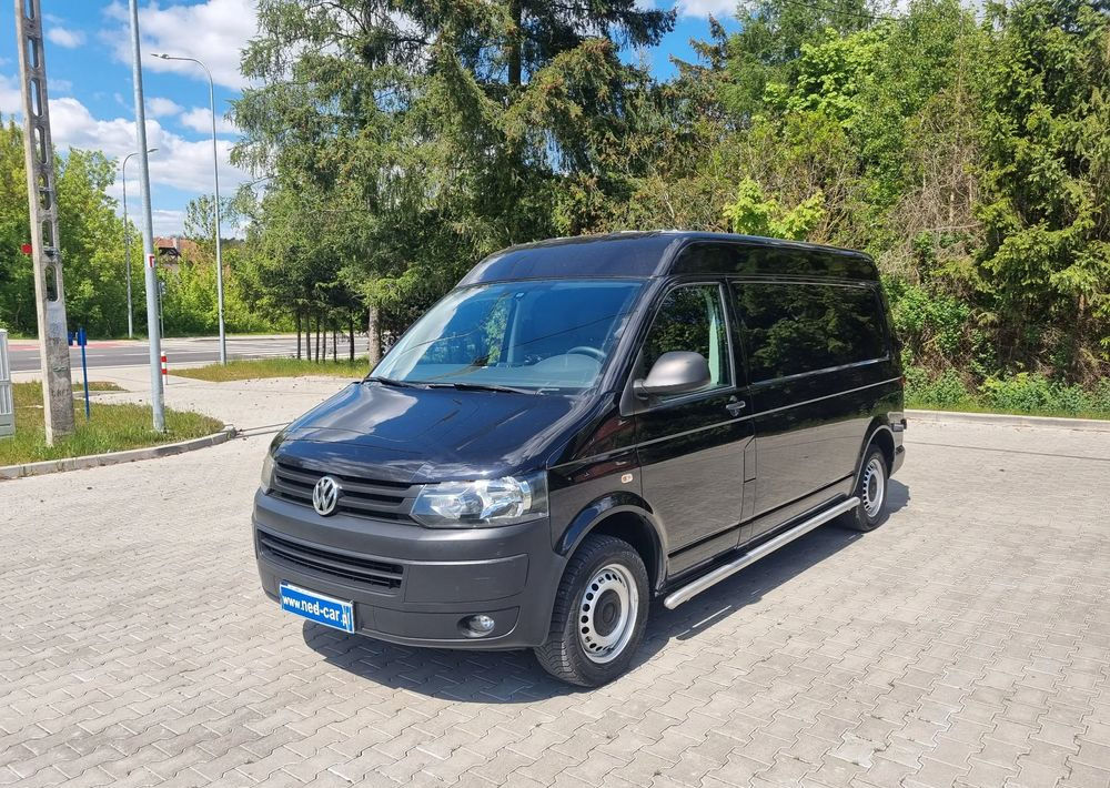 Volkswagen Transporter - Furgon i vogël: foto 5 Volkswagen Transporter - Furgon i vogël: foto 5