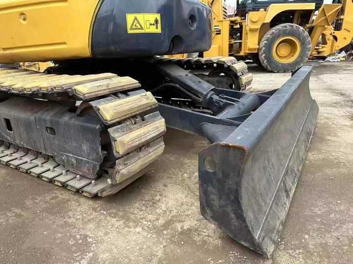 Best Quality Komatsu PC35mr Used Mini Excavator Earth-moving Machinery in Good Condition - Miniekskavator: foto 5 Best Quality Komatsu PC35mr Used Mini Excavator Earth-moving Machinery in Good Condition - Miniekskavator: foto 5
