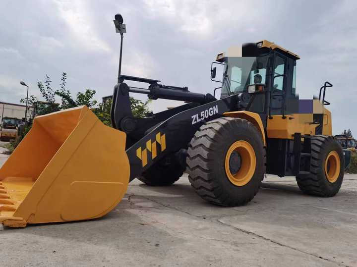 China Jiangsu Famous Brand Used Wheel Good Condition Loader ZL50GN Used Loader for Sale - Fadrom me goma: foto 3 China Jiangsu Famous Brand Used Wheel Good Condition Loader ZL50GN Used Loader for Sale - Fadrom me goma: foto 3