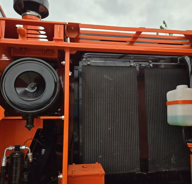 DOOSAN Good Condition Original Doosan DH150w-7 Wheel Excavator 15 Tons Used Doosan Dh150w-7 Excavator Used Wheel Excavator for Sale - Ekskavator me goma: foto 2 DOOSAN Good Condition Original Doosan DH150w-7 Wheel Excavator 15 Tons Used Doosan Dh150w-7 Excavator Used Wheel Excavator for Sale - Ekskavator me goma: foto 2