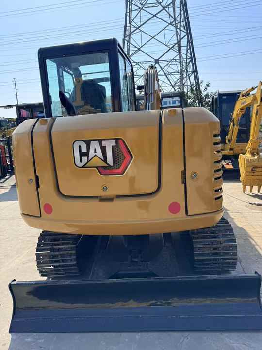 Mini Cat Brand Cat 305 Small Excavator in Stock Used Mini Excavator CAT305.5E2 CAT306 CAT307 CAT308 With Good Condition - Miniekskavator: foto 3 Mini Cat Brand Cat 305 Small Excavator in Stock Used Mini Excavator CAT305.5E2 CAT306 CAT307 CAT308 With Good Condition - Miniekskavator: foto 3